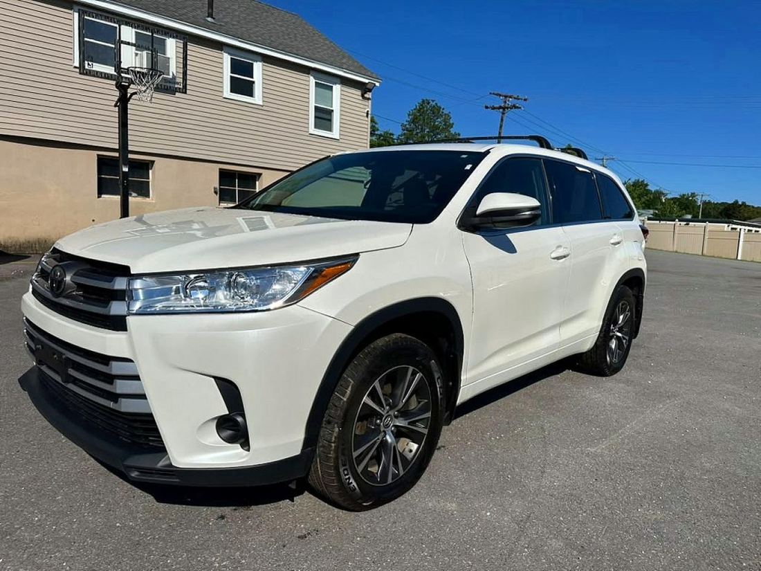 2018 TOYOTA HIGHLANDER