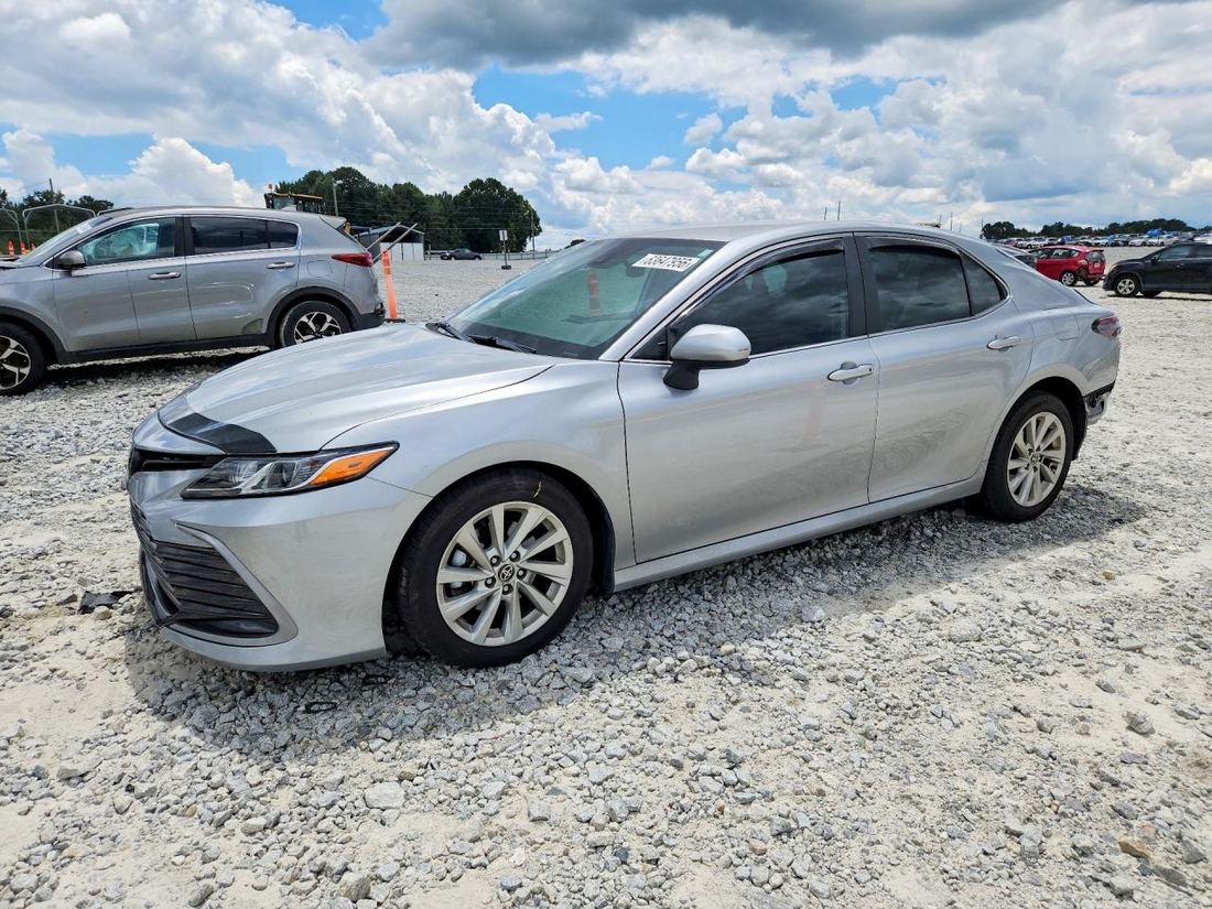 2023 TOYOTA CAMRY