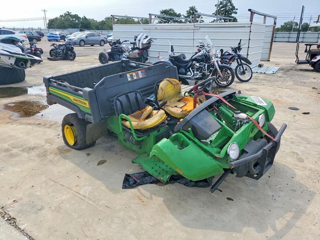 2025 JOHNDEERE GATOR