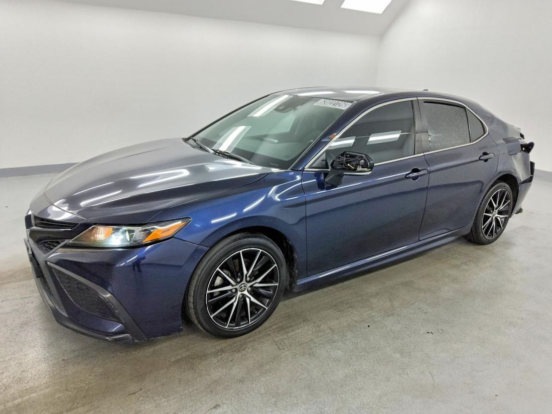 2022 TOYOTA CAMRY