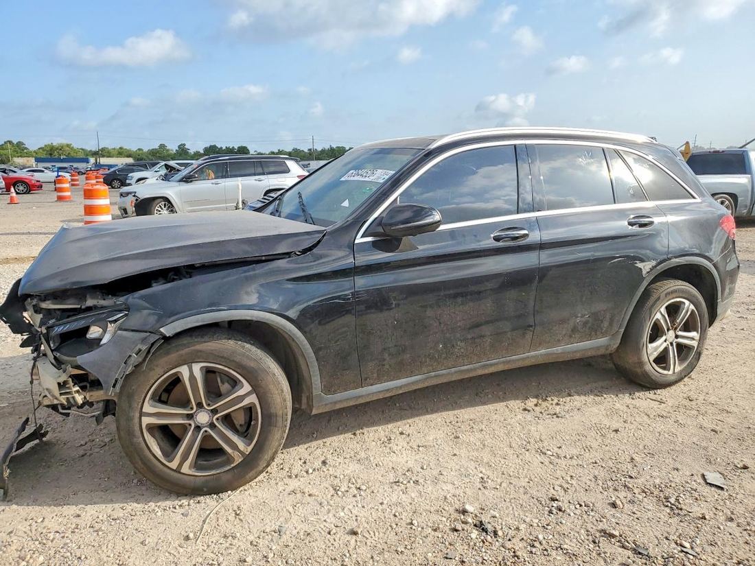 2017 MERCEDES-BENZ GLC