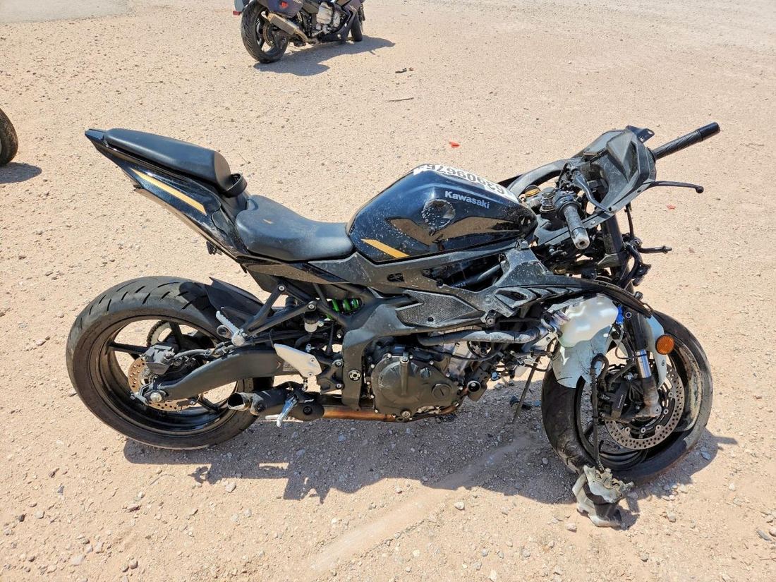 2026 KAWASAKI ZX400