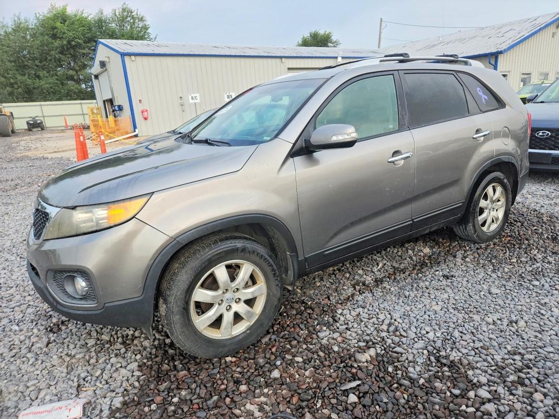2013 KIA SORENTO