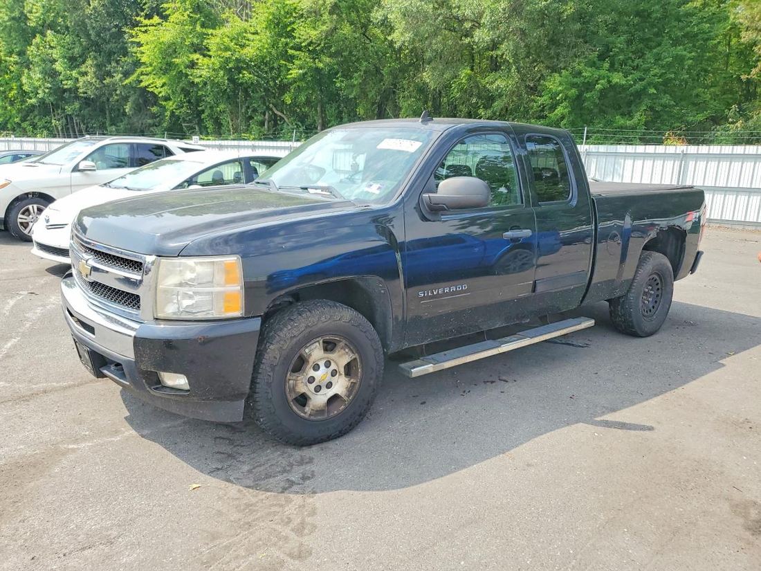 2011 CHEVROLET SILVERADO