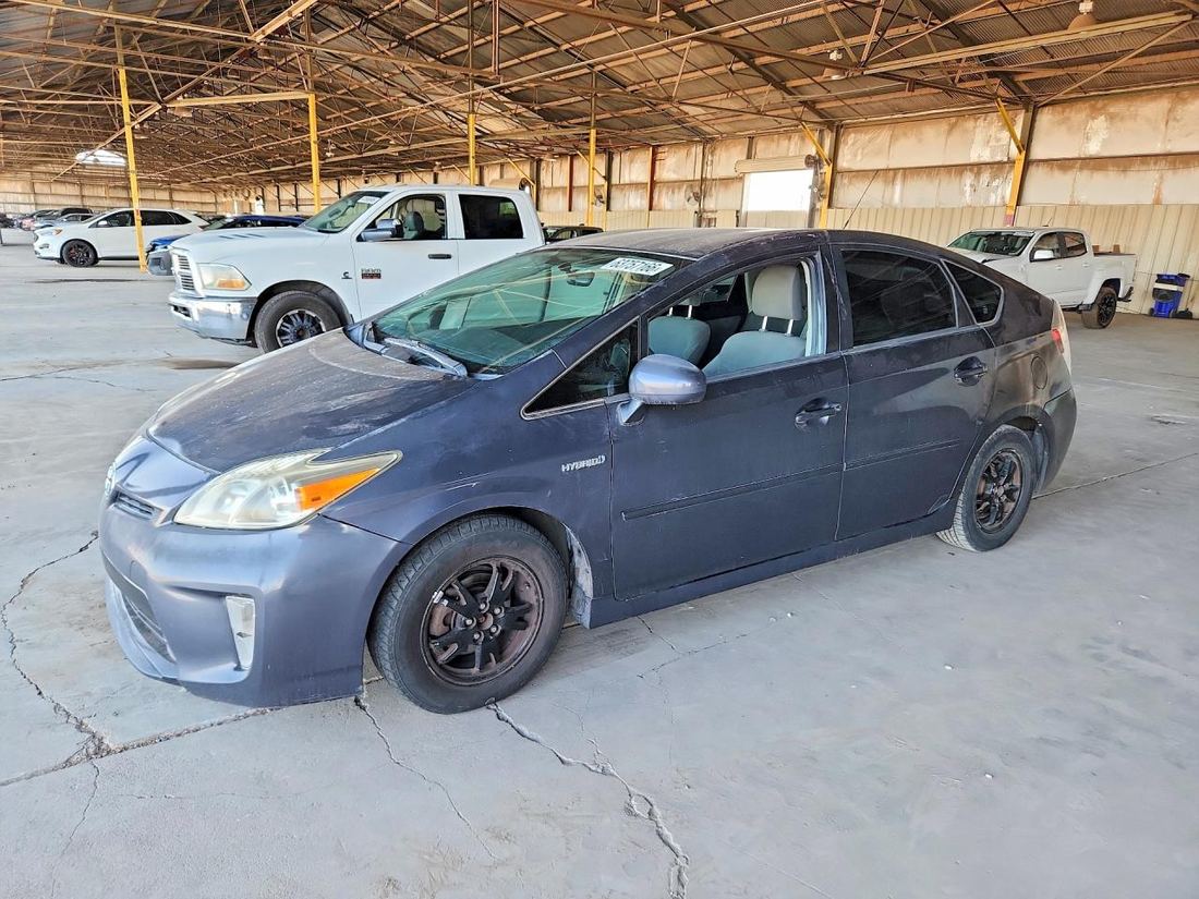 2013 TOYOTA PRIUS