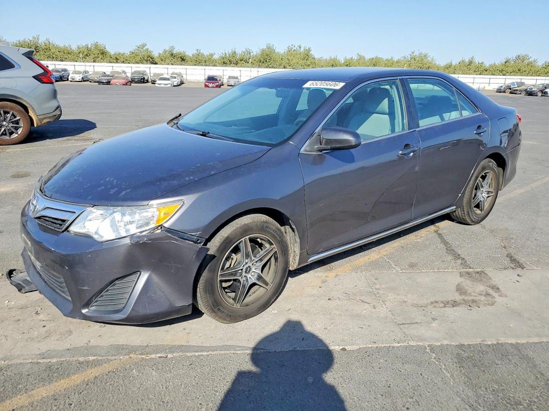 2014 TOYOTA CAMRY