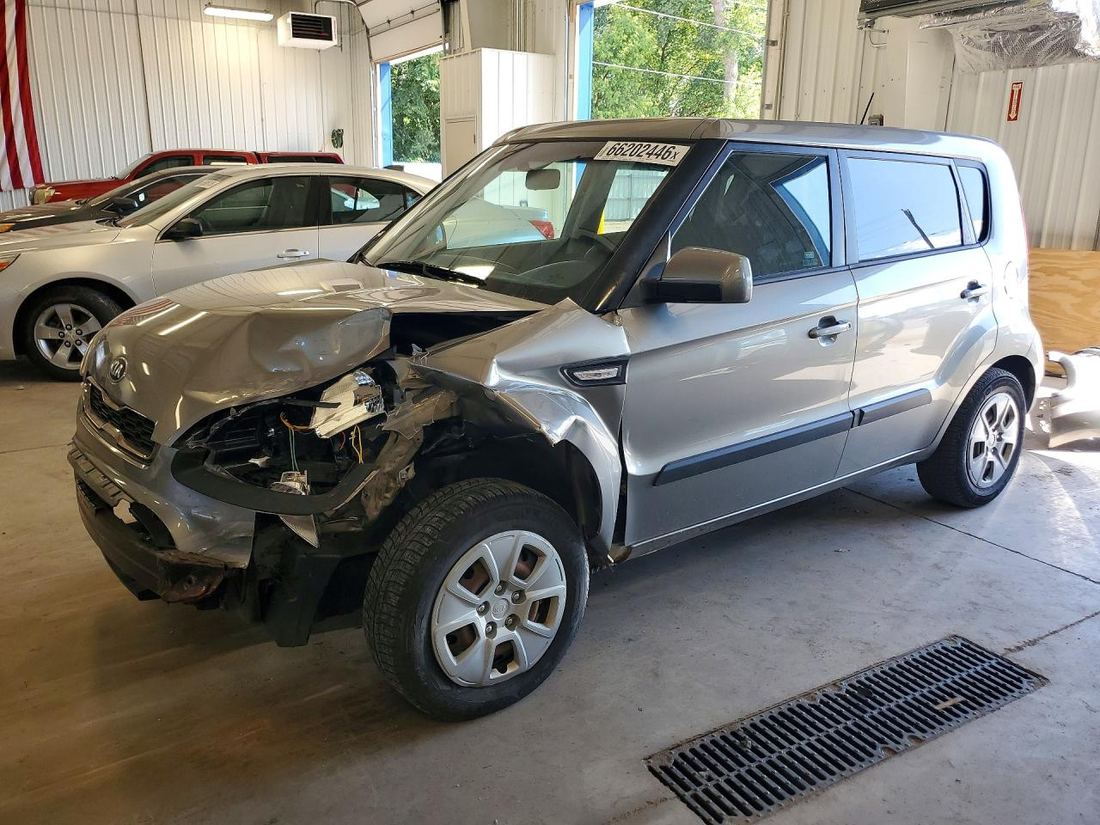 2013 KIA SOUL
