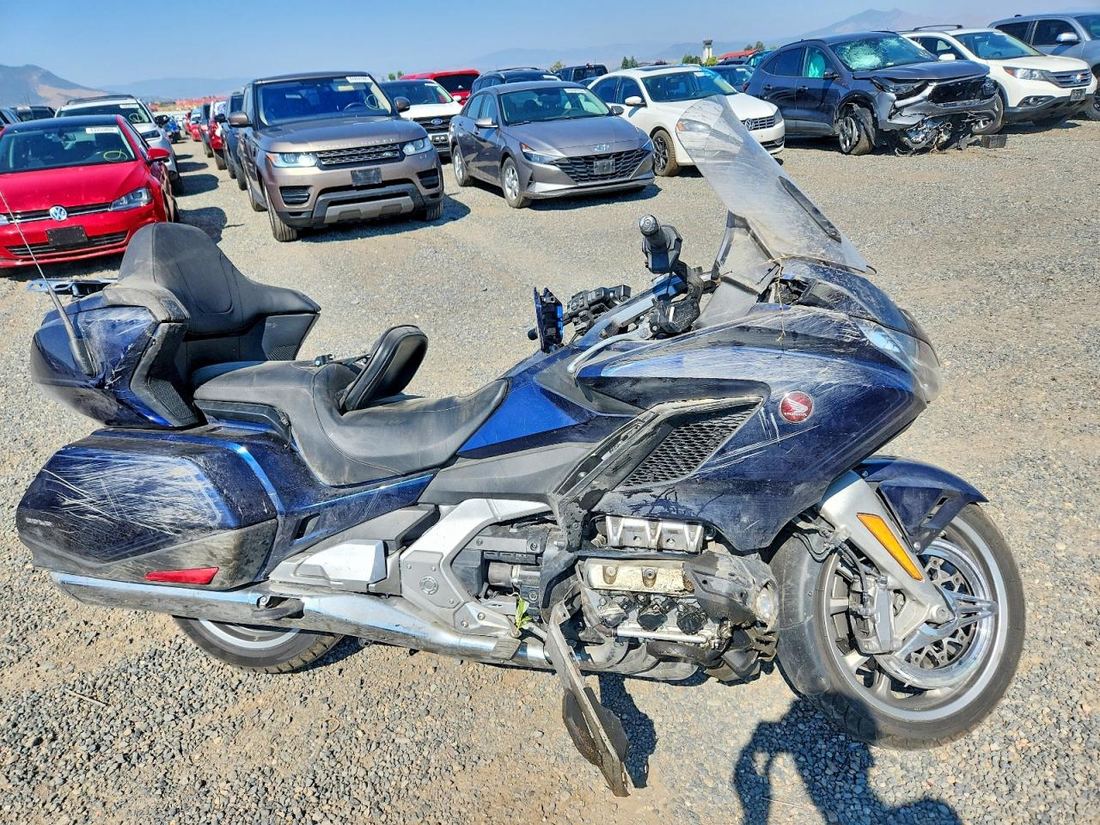 2018 HONDA GL1800
