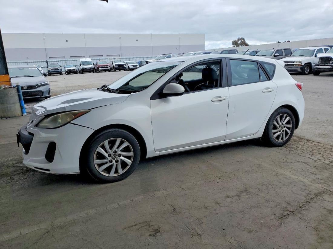 2012 MAZDA 3