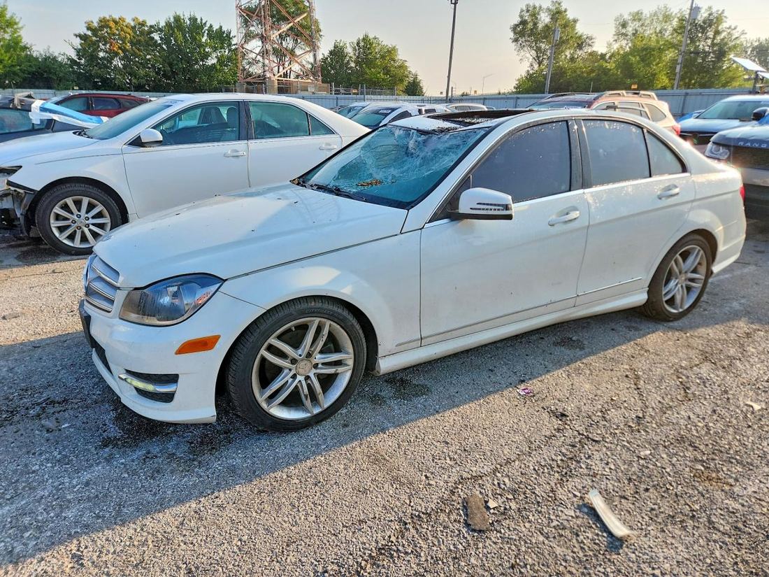 2012 MERCEDES-BENZ C