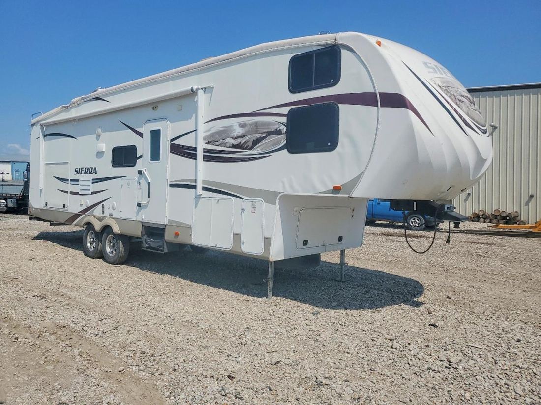 2013 FOREST RIVER SIERRA 379