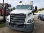 2019 FREIGHTLINER CASCADIA 126