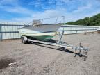 2001 KEY LARGO BOAT 21' CC