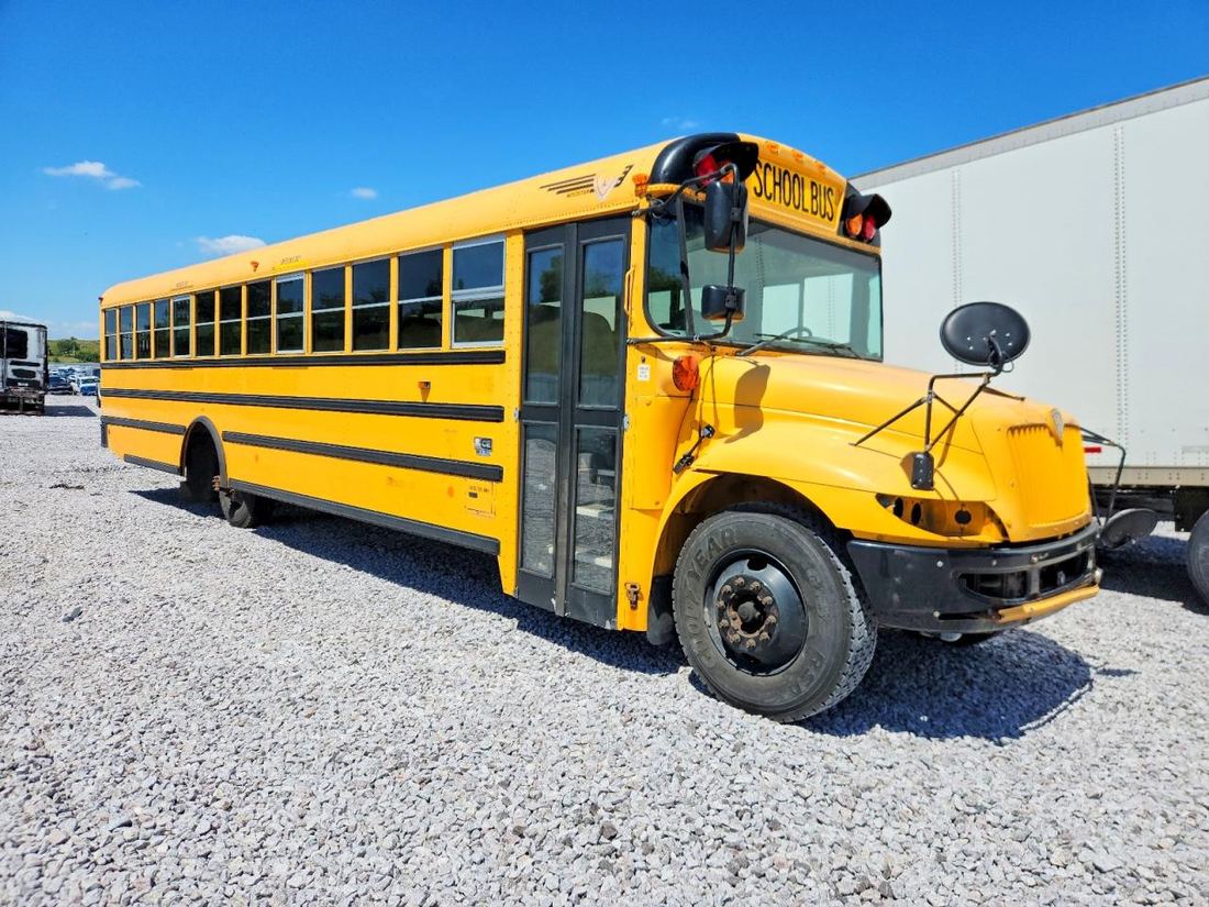 2014 IC CORPORATION 3000