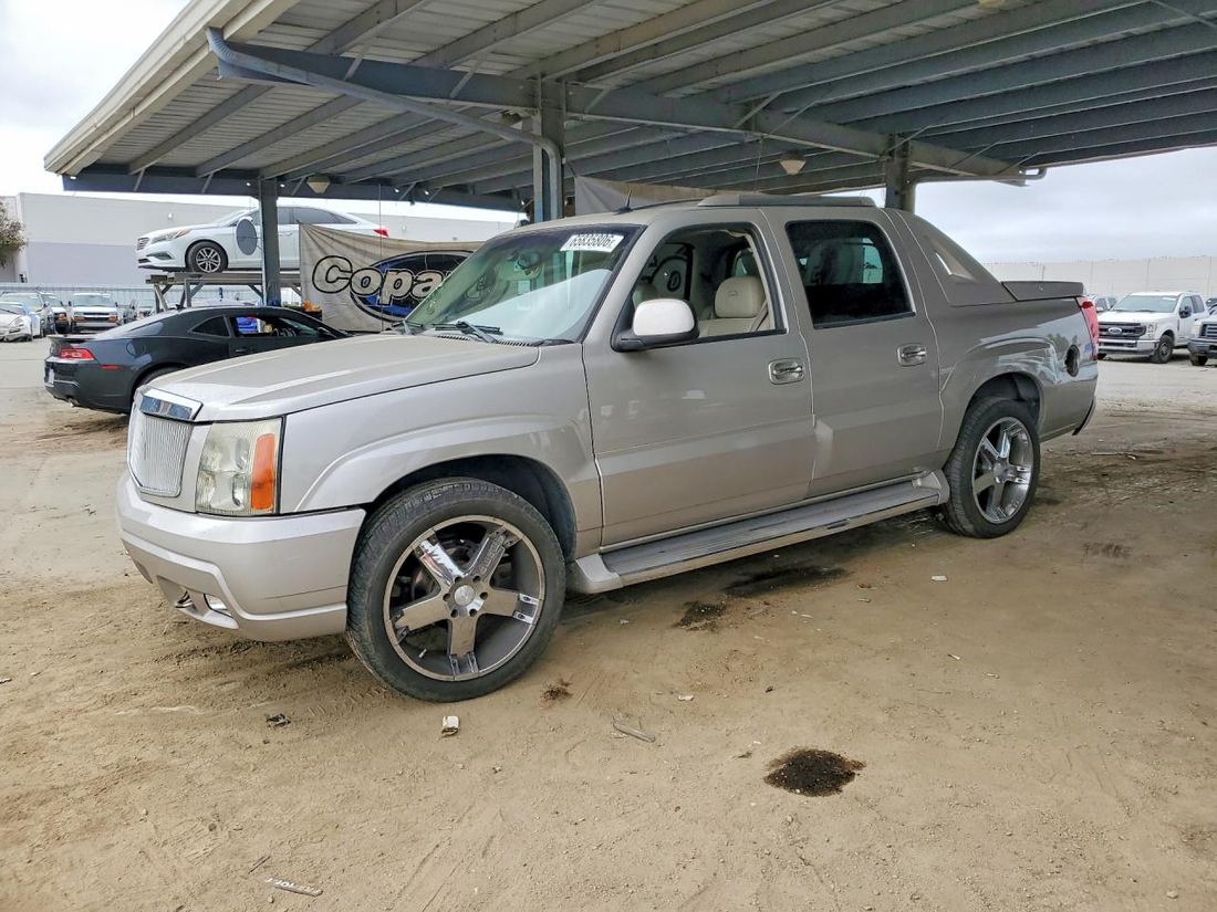 2005 CADILLAC ESCALADE