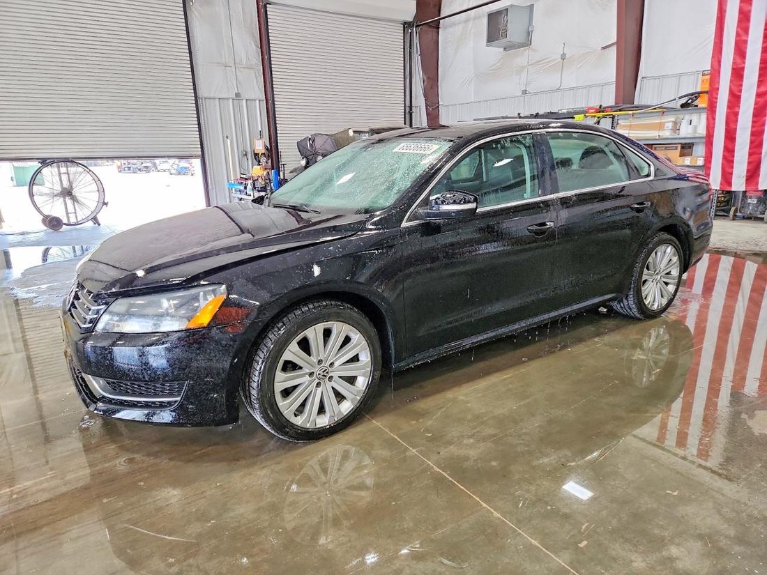2013 VOLKSWAGEN PASSAT
