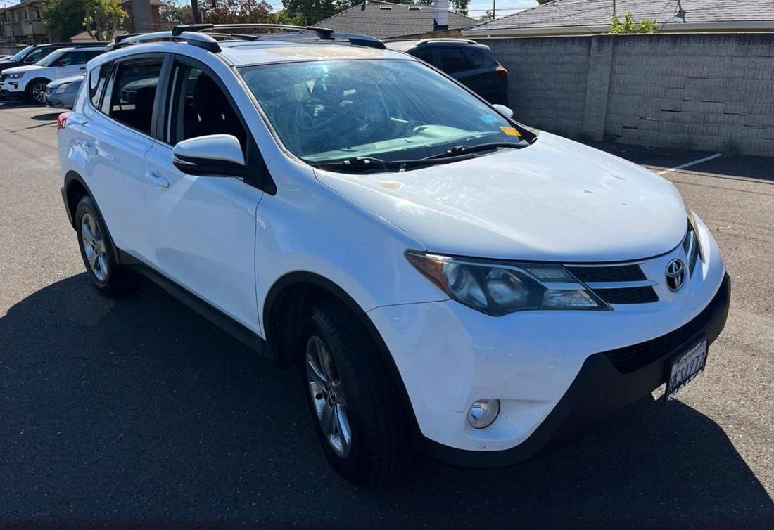 2015 TOYOTA RAV4
