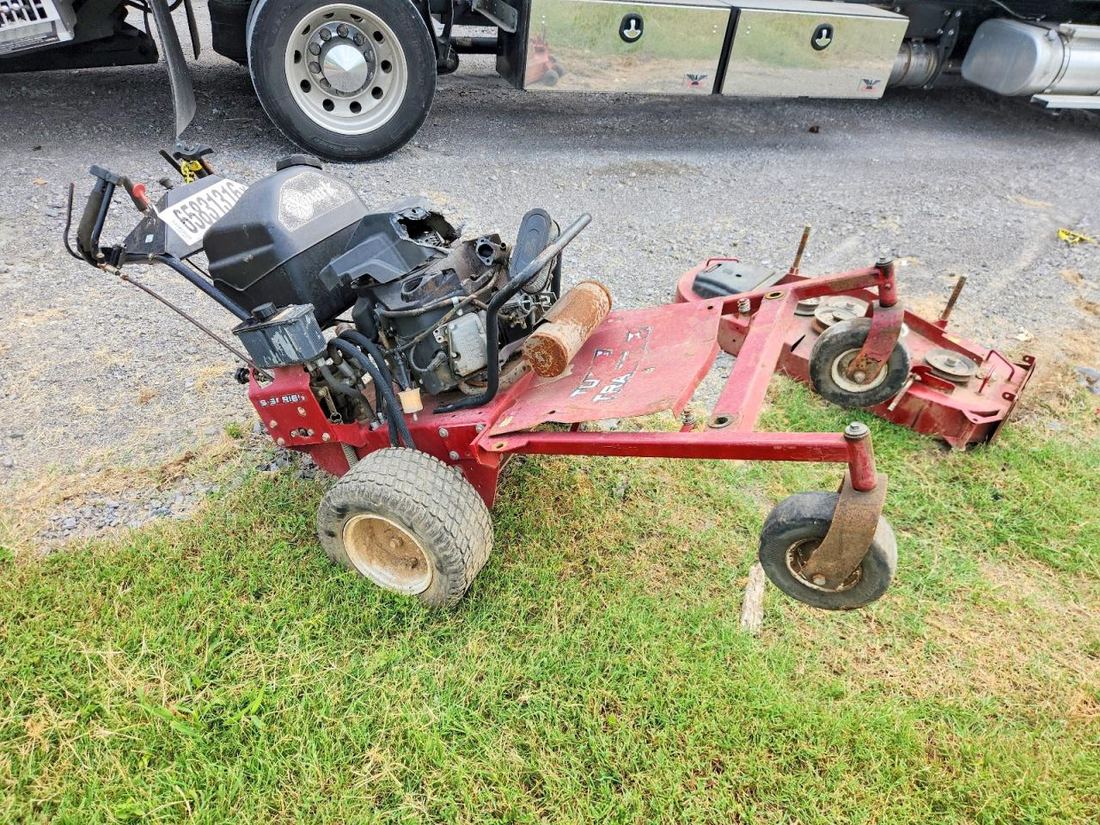2021 EXMARK MOWER