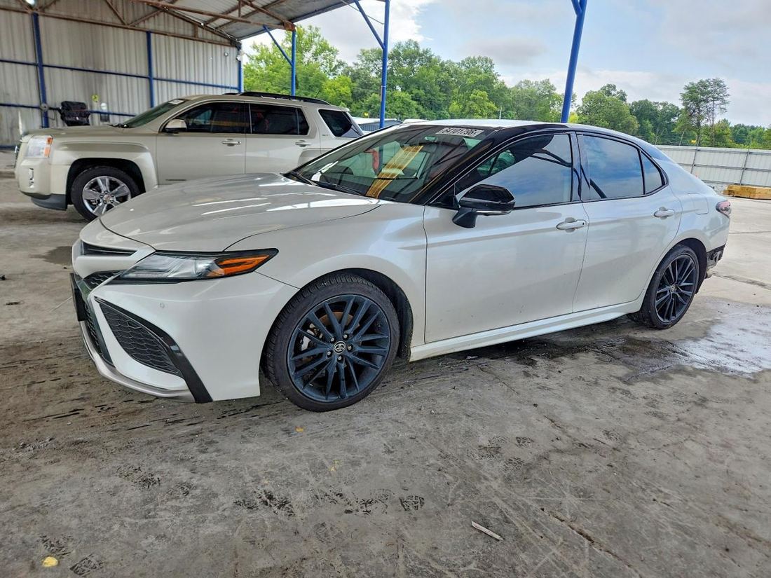 2022 TOYOTA CAMRY