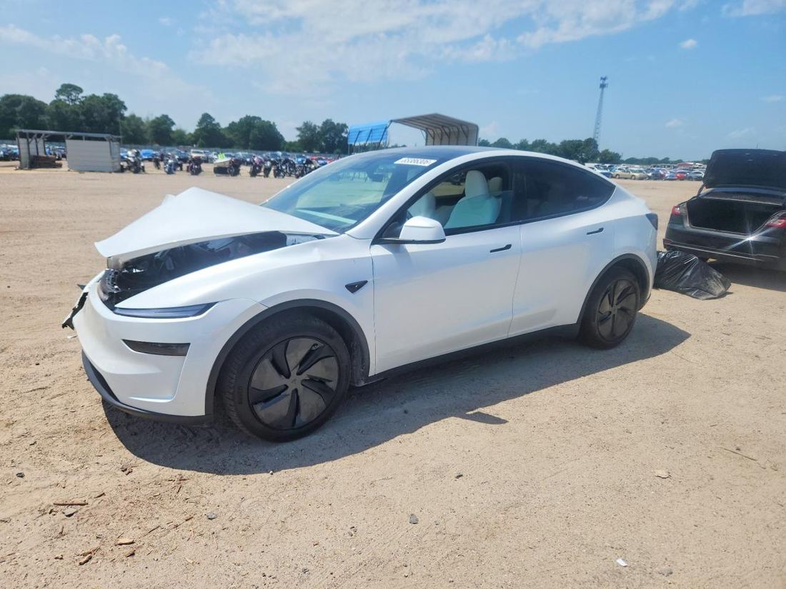 2026 TESLA MODEL Y