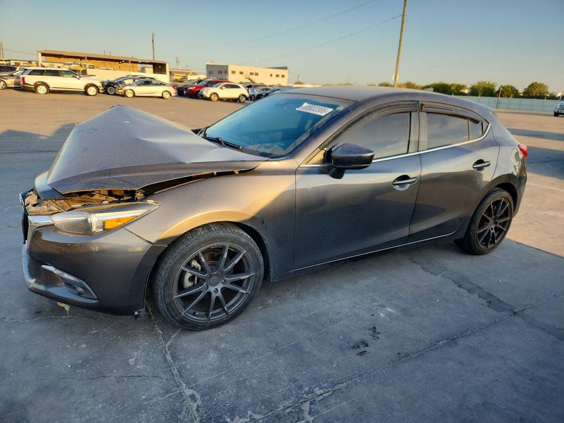 2017 MAZDA 3