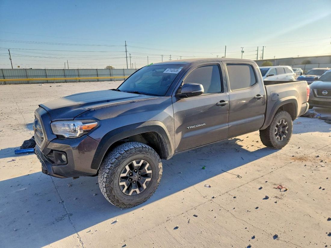 2016 TOYOTA TACOMA