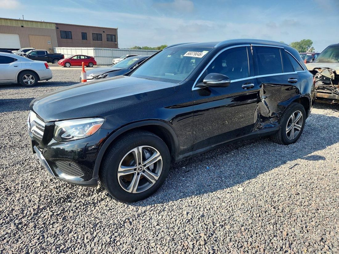 2019 MERCEDES-BENZ GLC