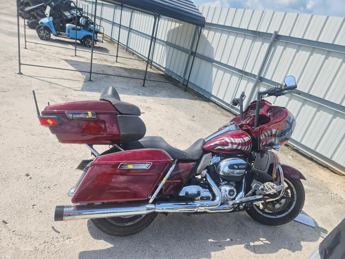 2018 HARLEY-DAVIDSON FLTRU