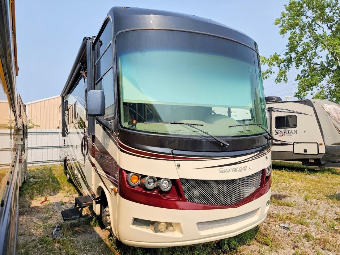 2013 FORREST RIVER RECREATIONAL VEHICLE (RV)