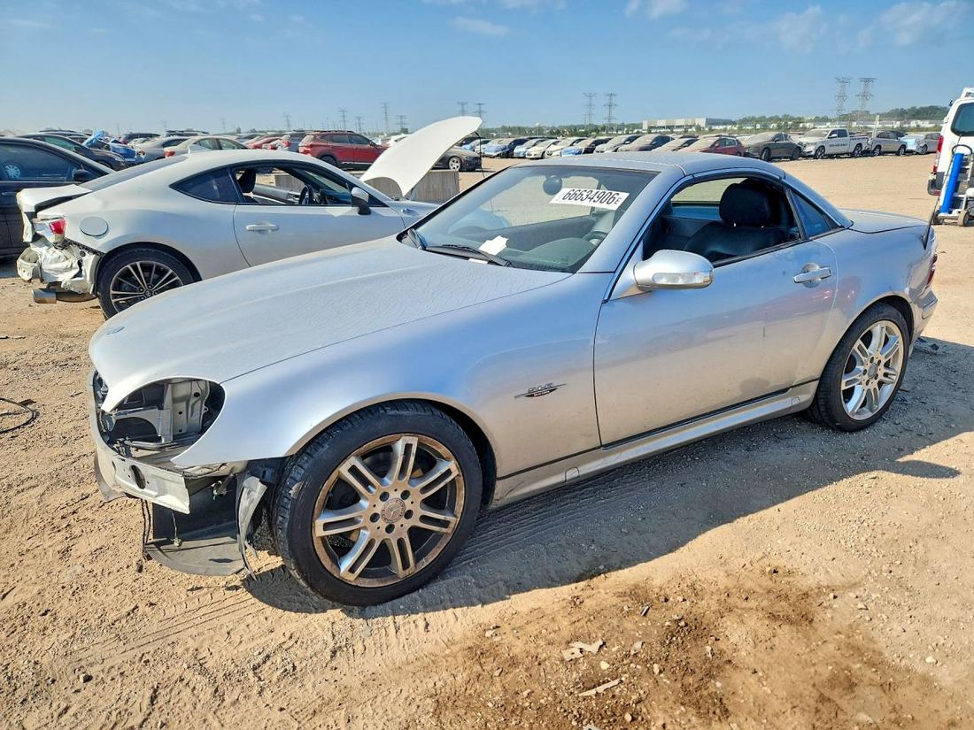 2004 MERCEDES-BENZ SLK