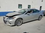 2019 LEXUS ES