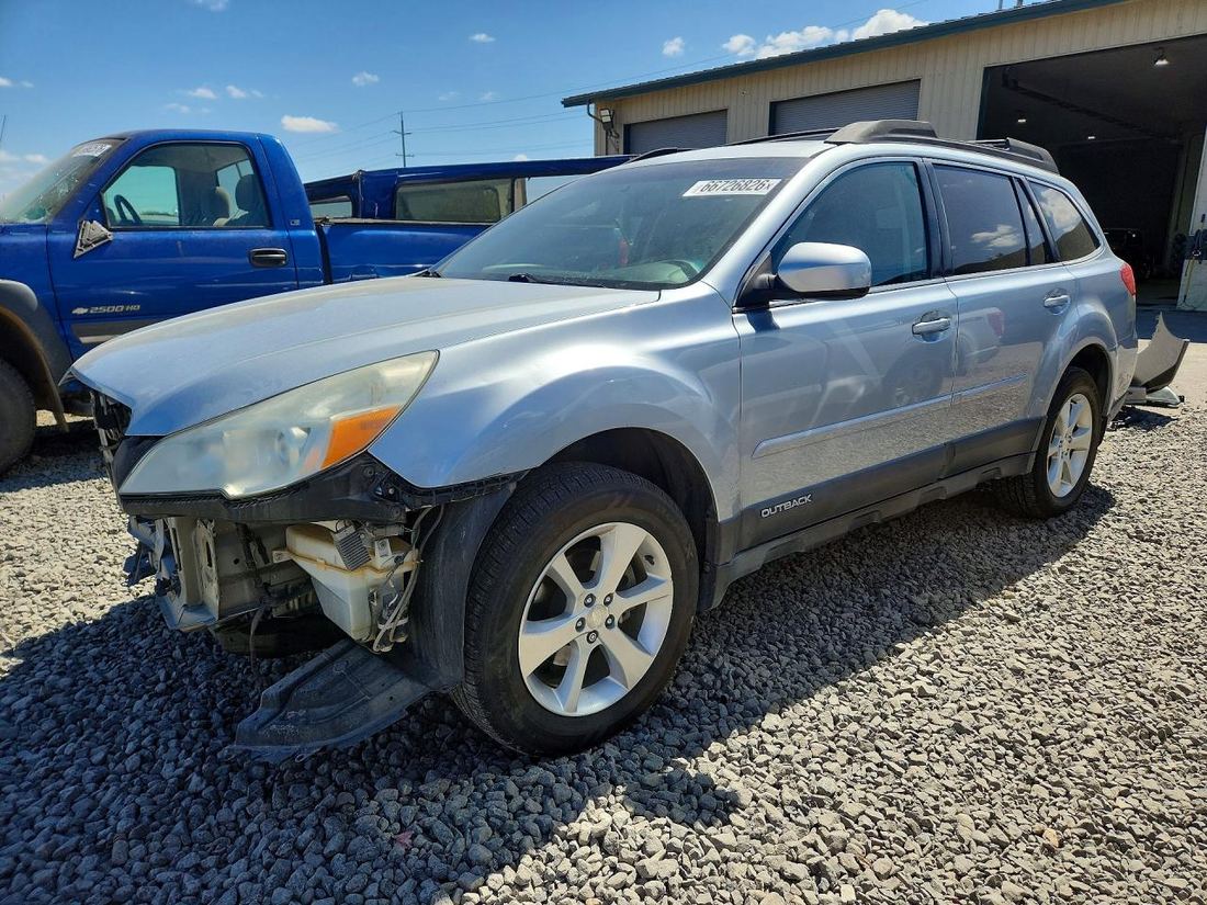 2013 SUBARU OUTBACK