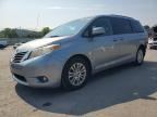 2012 TOYOTA SIENNA
