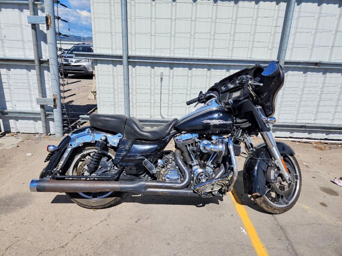 2014 HARLEY-DAVIDSON FLHXS