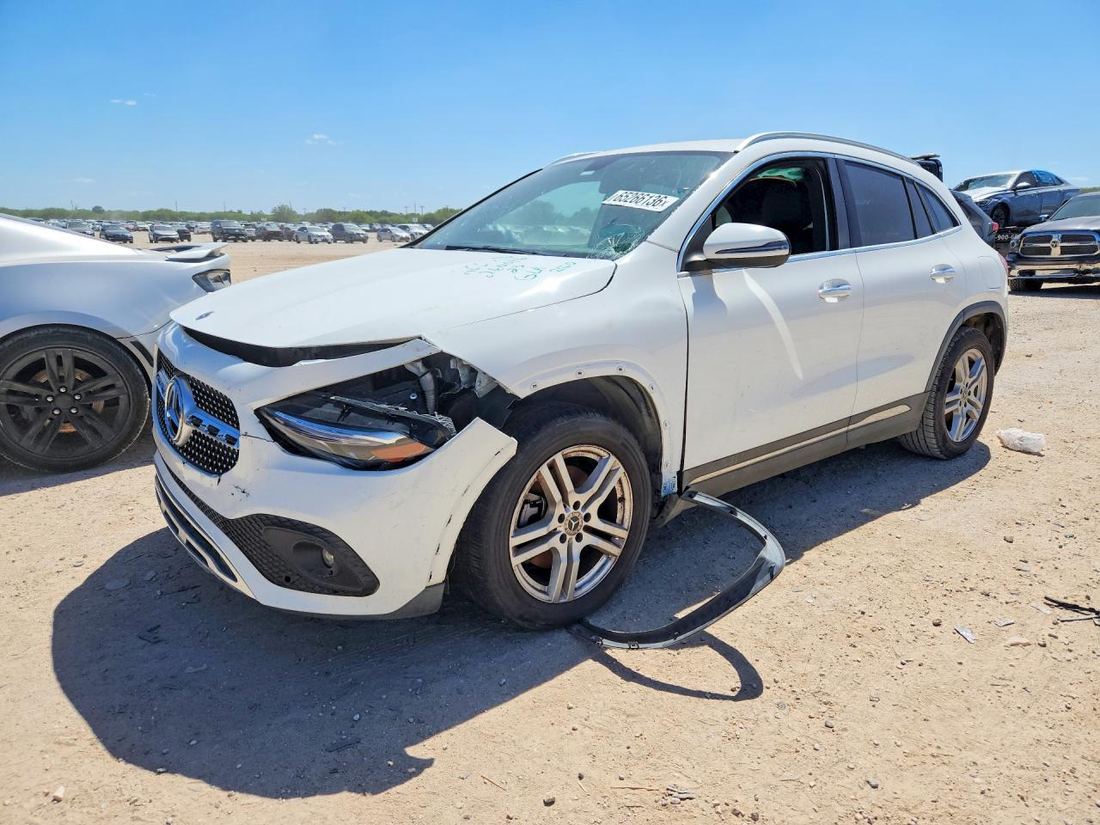 2021 MERCEDES-BENZ GLA