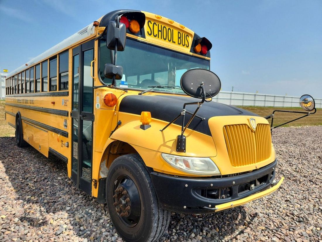 2014 IC CORPORATION 3000