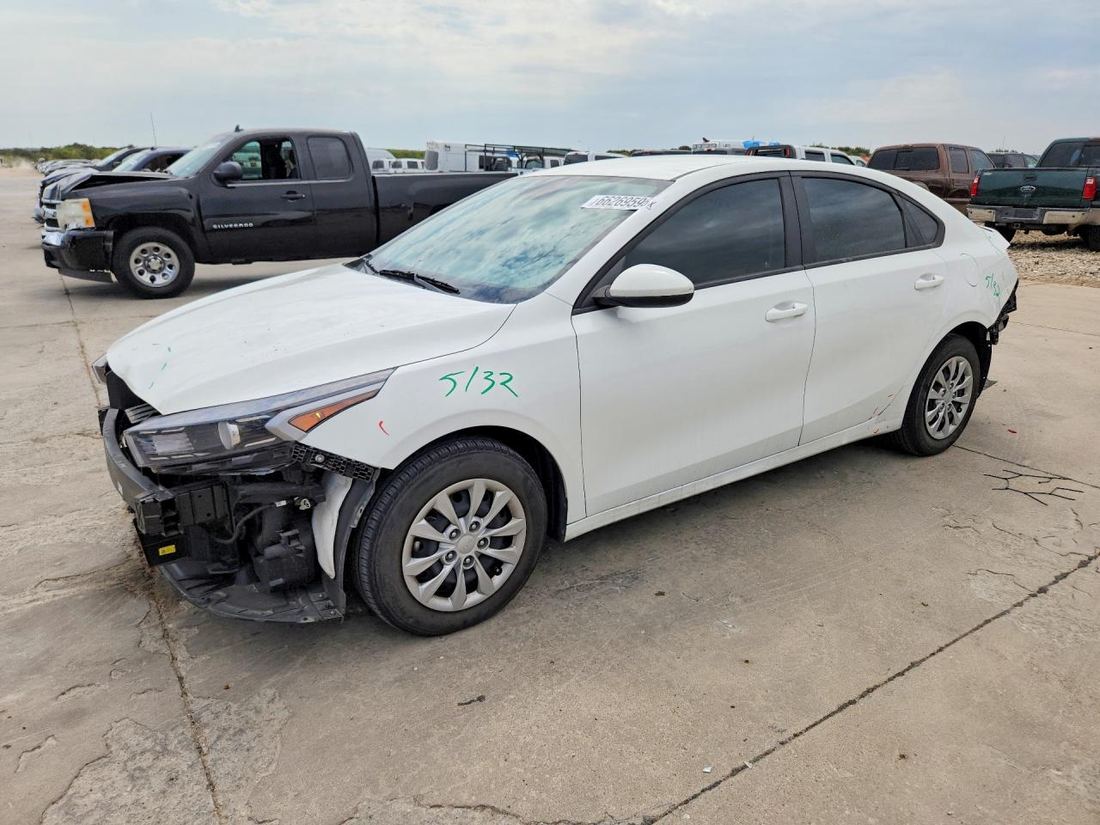 2024 KIA FORTE