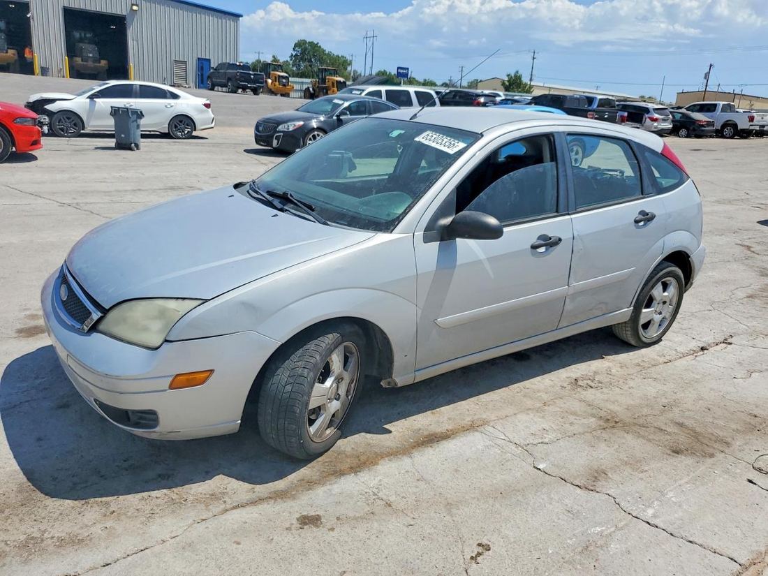 2005 FORD FOCUS