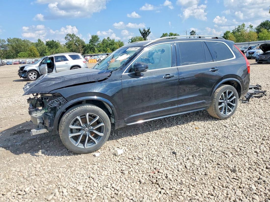 2016 VOLVO XC90