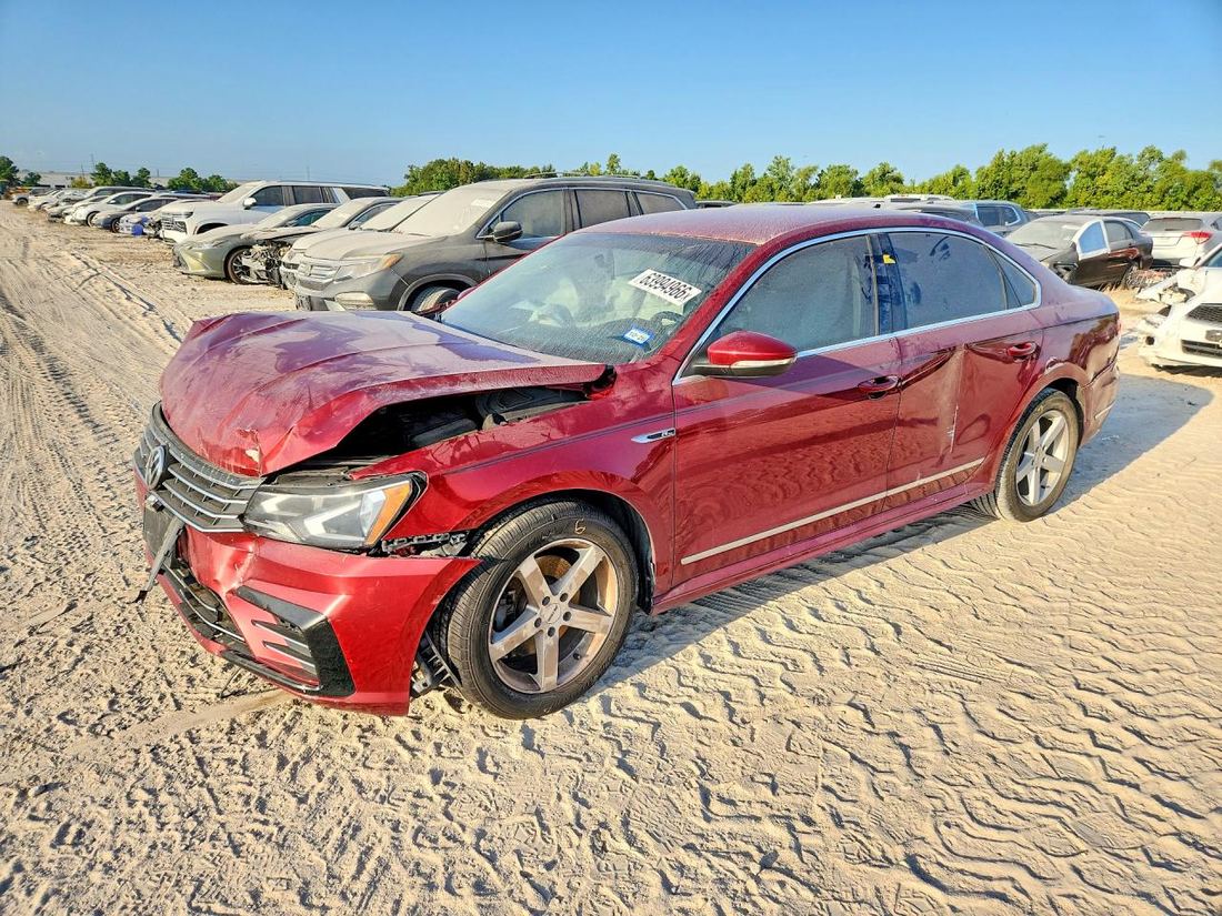 2017 VOLKSWAGEN PASSAT