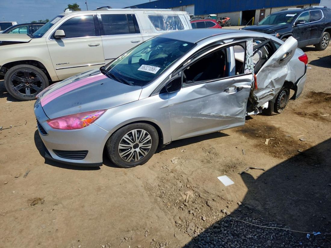 2016 FORD FOCUS