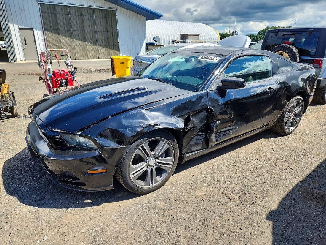 2013 FORD MUSTANG