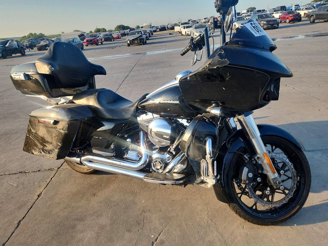 2015 HARLEY-DAVIDSON FLTRXS