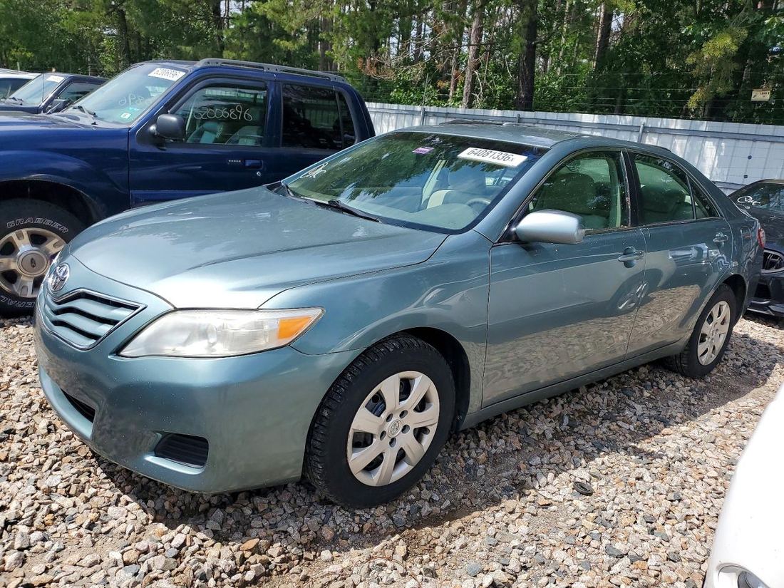 2011 TOYOTA CAMRY