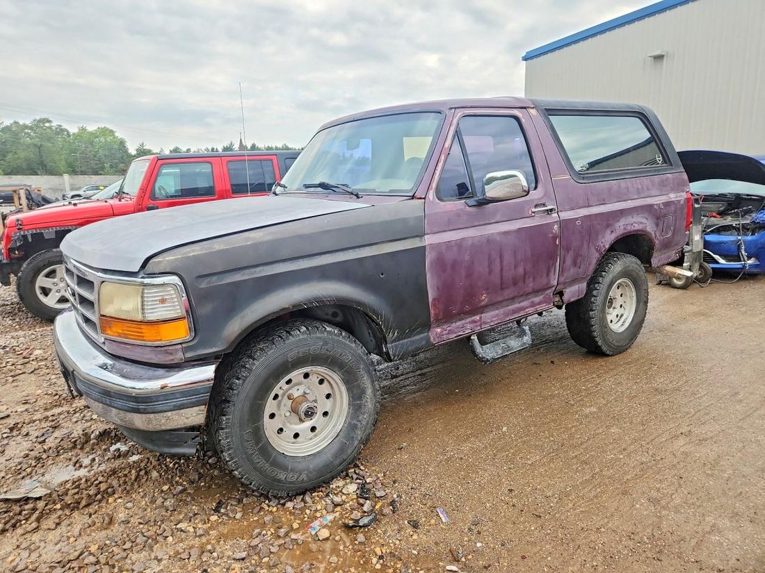 1996 FORD BRONCO