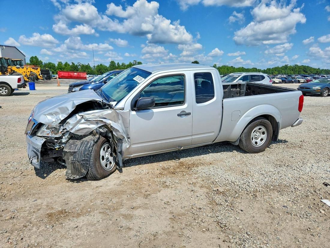 2019 NISSAN FRONTIER