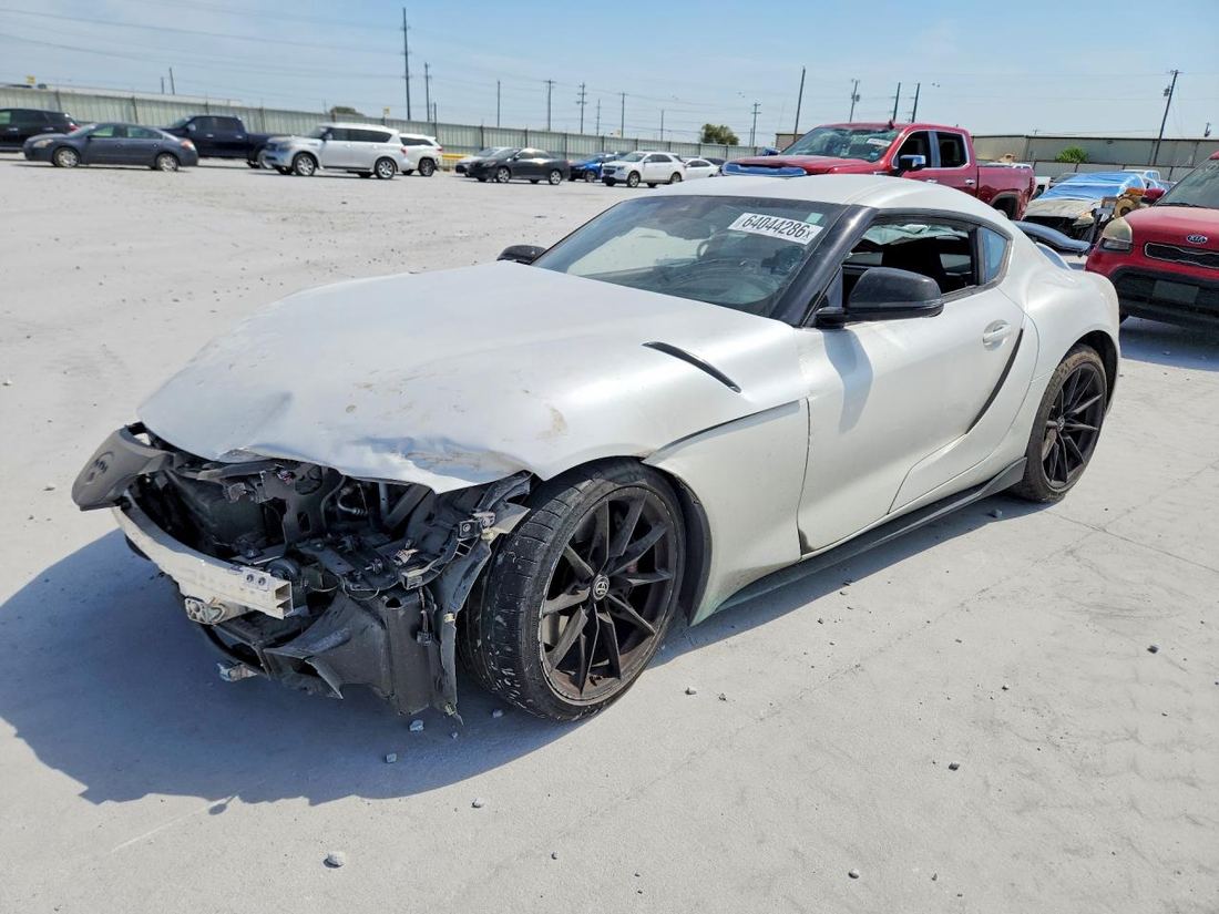 2024 TOYOTA GR SUPRA