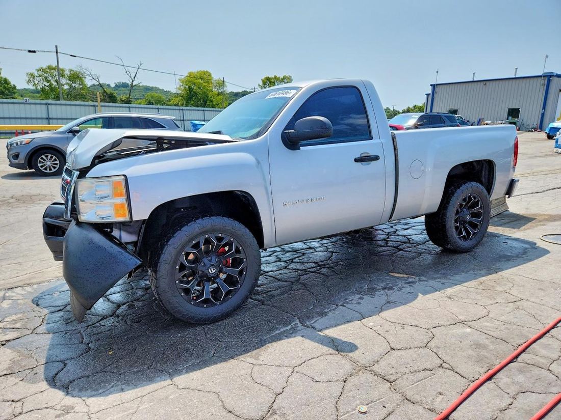 2013 CHEVROLET SILVERADO