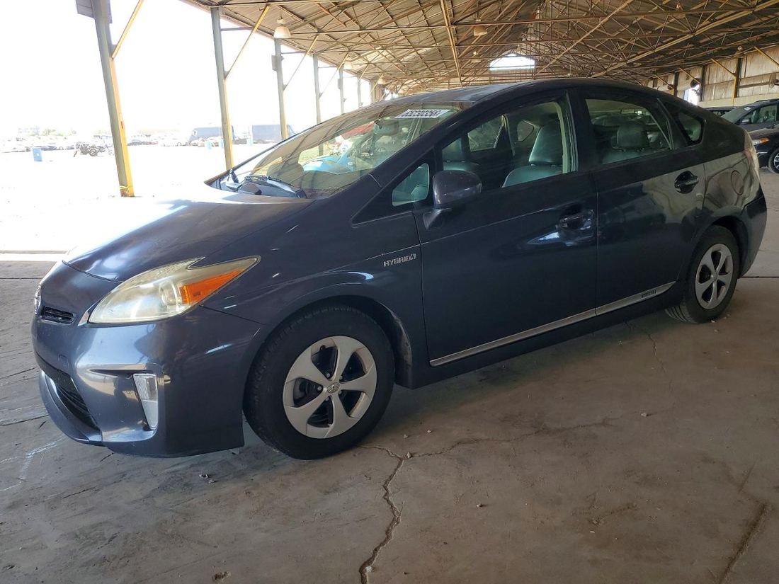 2013 TOYOTA PRIUS