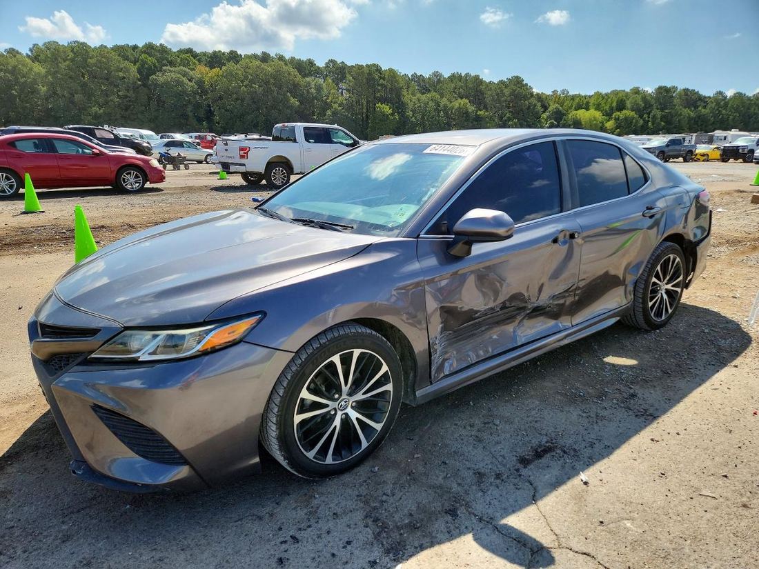 2018 TOYOTA CAMRY